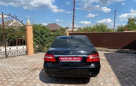 Mercedes-Benz E-Класс, 2010 год, 1 300 000 рублей, 5 фотография