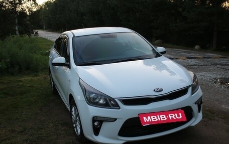 KIA Rio IV, 2019 год, 1 350 000 рублей, 2 фотография