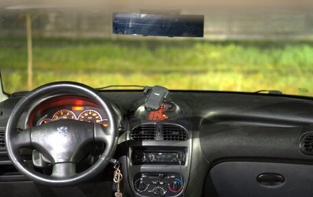 Peugeot 206, 2009 год, 295 000 рублей, 13 фотография