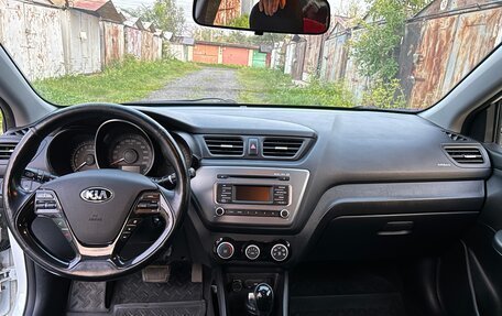 KIA Rio III рестайлинг, 2016 год, 1 080 000 рублей, 6 фотография