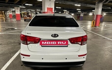 KIA Rio III рестайлинг, 2016 год, 1 080 000 рублей, 3 фотография