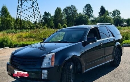 Cadillac SRX II рестайлинг, 2005 год, 650 000 рублей, 2 фотография