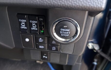 Toyota Roomy I, 2020 год, 1 350 000 рублей, 13 фотография