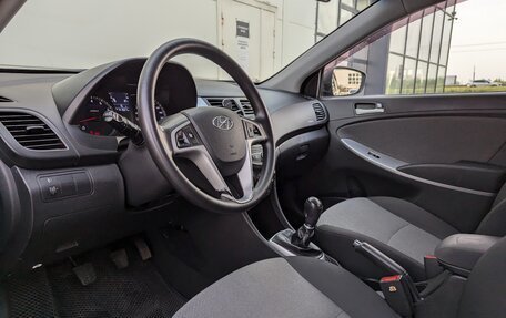 Hyundai Solaris II рестайлинг, 2013 год, 870 000 рублей, 7 фотография