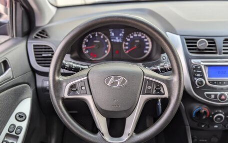 Hyundai Solaris II рестайлинг, 2013 год, 870 000 рублей, 12 фотография