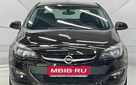Opel Astra J, 2014 год, 965 000 рублей, 2 фотография