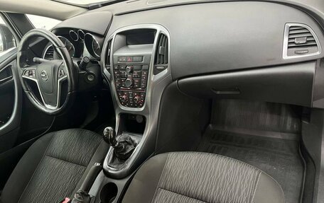 Opel Astra J, 2014 год, 965 000 рублей, 14 фотография