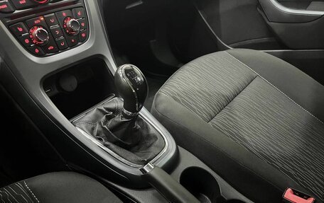 Opel Astra J, 2014 год, 965 000 рублей, 17 фотография