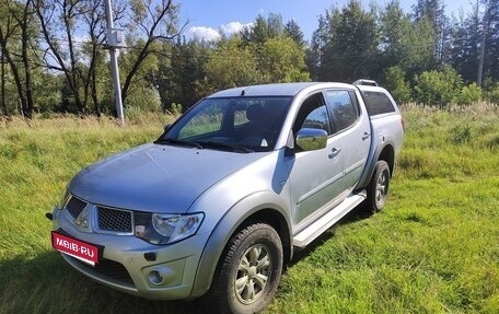 Mitsubishi L200 IV рестайлинг, 2011 год, 1 700 000 рублей, 1 фотография