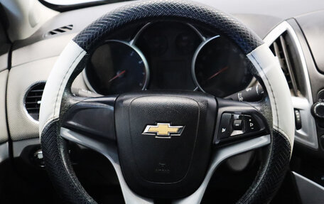 Chevrolet Cruze II, 2013 год, 699 000 рублей, 8 фотография
