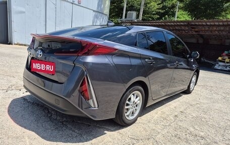 Toyota Prius IV XW50, 2021 год, 2 фотография