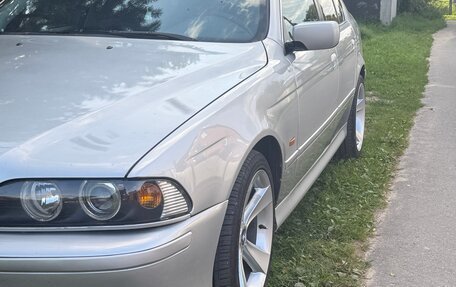 BMW 5 серия, 2003 год, 2 фотография