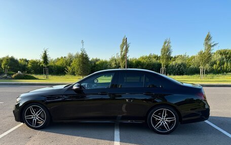 Mercedes-Benz E-Класс, 2019 год, 3 550 000 рублей, 5 фотография