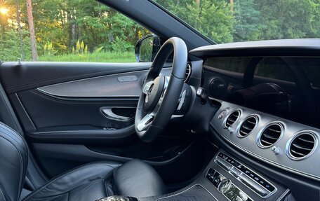 Mercedes-Benz E-Класс, 2019 год, 3 550 000 рублей, 11 фотография