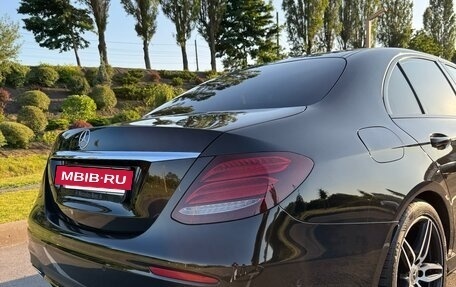 Mercedes-Benz E-Класс, 2019 год, 3 550 000 рублей, 6 фотография