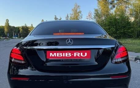 Mercedes-Benz E-Класс, 2019 год, 3 550 000 рублей, 20 фотография