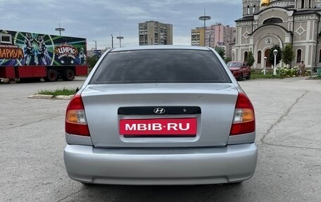 Hyundai Accent II, 2005 год, 330 000 рублей, 2 фотография