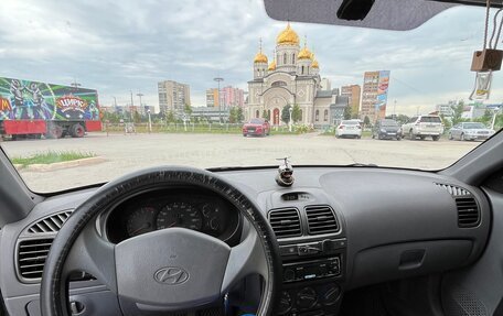 Hyundai Accent II, 2005 год, 330 000 рублей, 13 фотография