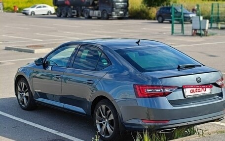 Skoda Superb III рестайлинг, 2017 год, 2 800 000 рублей, 4 фотография