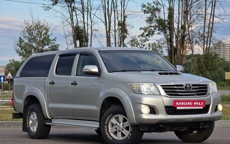 Toyota Hilux VII, 2012 год, 1 650 000 рублей, 2 фотография