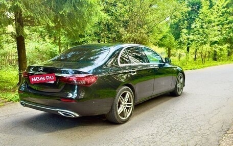 Mercedes-Benz E-Класс, 2021 год, 3 500 000 рублей, 3 фотография