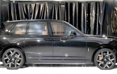 Rolls-Royce Cullinan, 2025 год, 56 810 000 рублей, 6 фотография