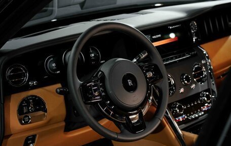 Rolls-Royce Cullinan, 2025 год, 56 810 000 рублей, 21 фотография