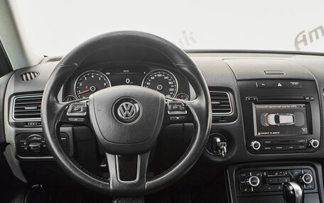 Volkswagen Touareg III, 2011 год, 1 790 000 рублей, 11 фотография