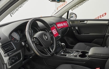 Volkswagen Touareg III, 2011 год, 1 790 000 рублей, 10 фотография