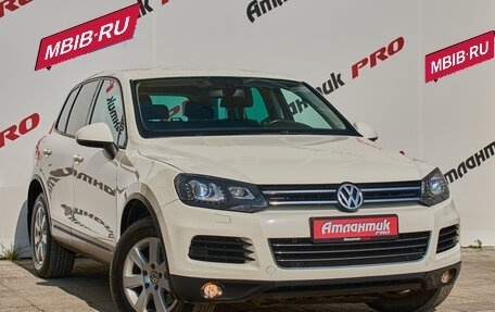 Volkswagen Touareg III, 2011 год, 1 790 000 рублей, 3 фотография