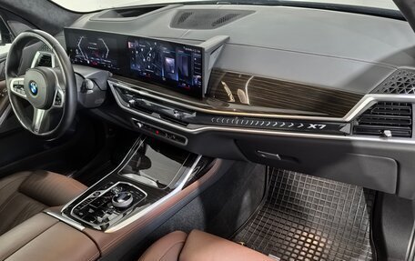 BMW X7, 2023 год, 14 500 000 рублей, 11 фотография