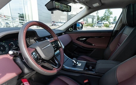 Land Rover Range Rover Evoque II, 2025 год, 6 500 000 рублей, 11 фотография