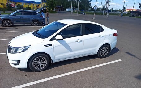 KIA Rio III рестайлинг, 2014 год, 7 фотография
