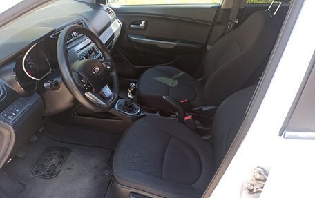 KIA Rio III рестайлинг, 2014 год, 13 фотография