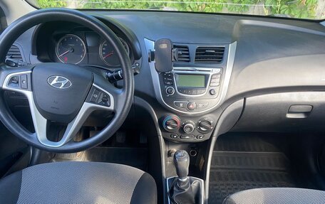 Hyundai Solaris II рестайлинг, 2014 год, 785 000 рублей, 8 фотография