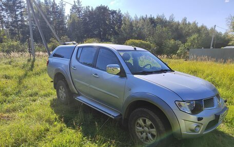 Mitsubishi L200 IV рестайлинг, 2011 год, 1 700 000 рублей, 4 фотография