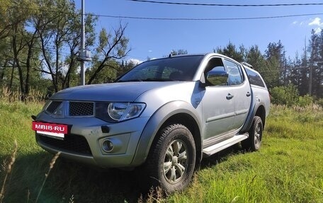 Mitsubishi L200 IV рестайлинг, 2011 год, 1 700 000 рублей, 3 фотография