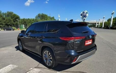 Toyota Highlander, 2022 год, 3 825 690 рублей, 3 фотография