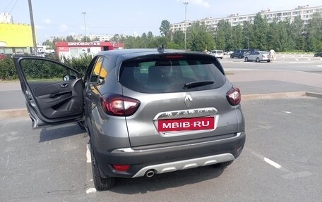 Renault Kaptur I рестайлинг, 2021 год, 2 100 000 рублей, 4 фотография
