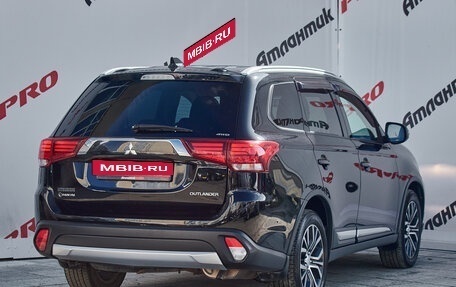 Mitsubishi Outlander III рестайлинг 3, 2018 год, 2 450 000 рублей, 6 фотография