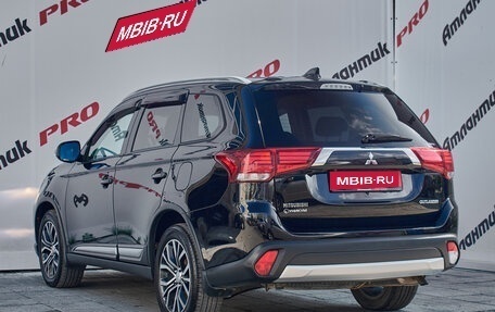 Mitsubishi Outlander III рестайлинг 3, 2018 год, 2 450 000 рублей, 4 фотография