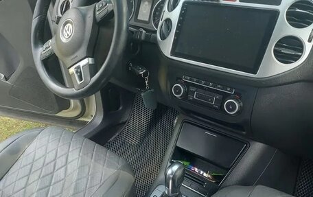 Volkswagen Tiguan I, 2010 год, 1 050 000 рублей, 4 фотография