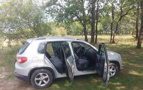 Volkswagen Tiguan I, 2010 год, 1 050 000 рублей, 16 фотография