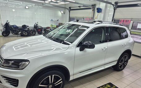 Volkswagen Touareg III, 2016 год, 2 950 000 рублей, 2 фотография