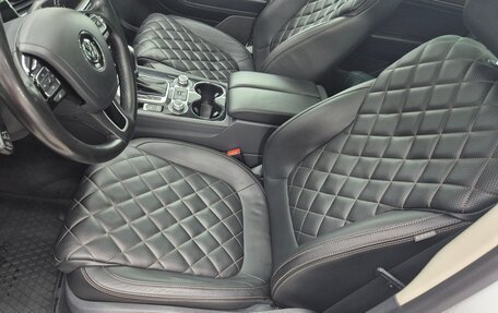 Volkswagen Touareg III, 2016 год, 2 950 000 рублей, 9 фотография