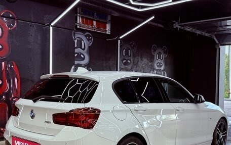BMW 1 серия, 2018 год, 1 900 000 рублей, 3 фотография