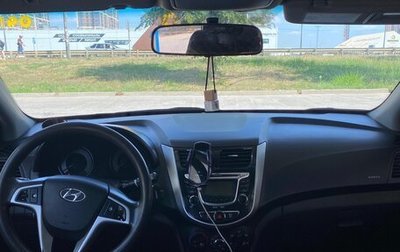 Hyundai Solaris II рестайлинг, 2013 год, 740 000 рублей, 1 фотография