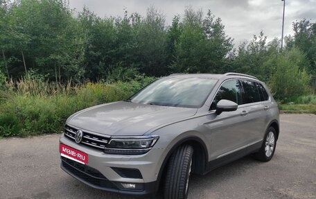 Volkswagen Tiguan II, 2020 год, 2 899 000 рублей, 1 фотография