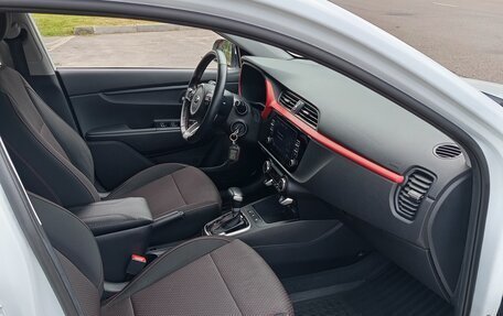 KIA Rio IV, 2021 год, 1 675 000 рублей, 13 фотография