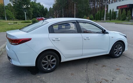 KIA Rio IV, 2021 год, 1 675 000 рублей, 18 фотография